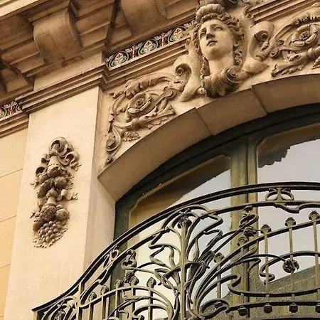 La Maison De L' Ambassadeur 2* Carcassone