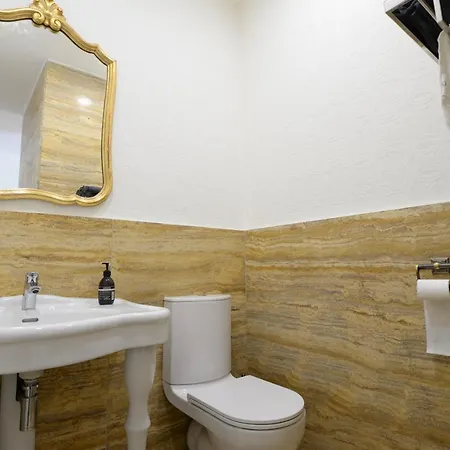 La Maison De L' Ambassadeur Carcassonne