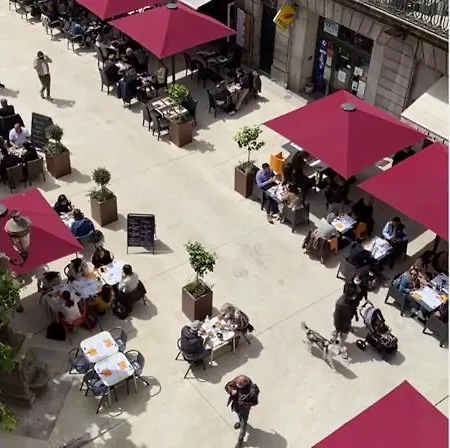 La Maison De L' Ambassadeur Bed and Breakfast Καρκασόν