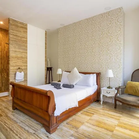 La Maison De L' Ambassadeur Alojamento de Acomodação e Pequeno-almoço