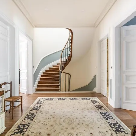 La Maison De L' Ambassadeur Panzió Carcassone