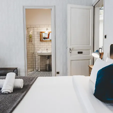 La Maison De L' Ambassadeur Bed and Breakfast