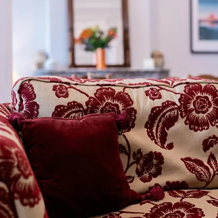 La Maison De L' Ambassadeur B&B 카르카손