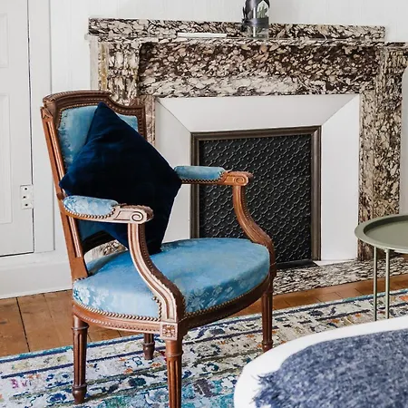 La Maison De L' Ambassadeur 4* Καρκασόν