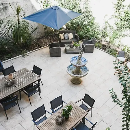 B&B La Maison De L' Ambassadeur 카르카손