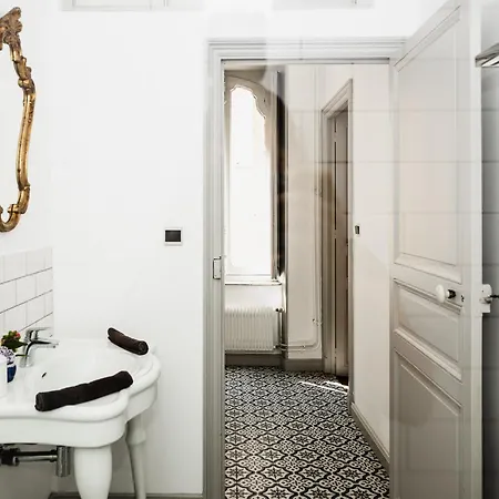 La Maison De L' Ambassadeur 4* Carcassonne