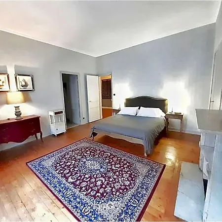 La Maison De L' Ambassadeur 4*