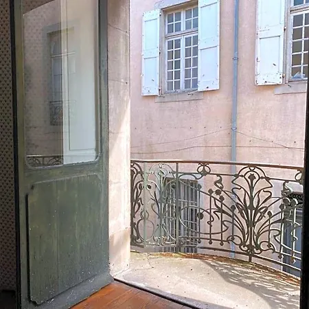 La Maison De L' Ambassadeur