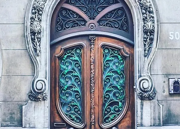 La Maison De L' Ambassadeur 4*