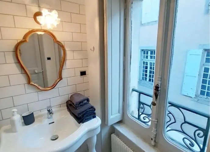 La Maison De L' Ambassadeur Bed & Breakfast