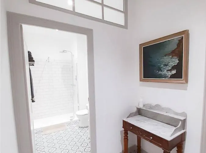 La Maison De L' Ambassadeur 4*