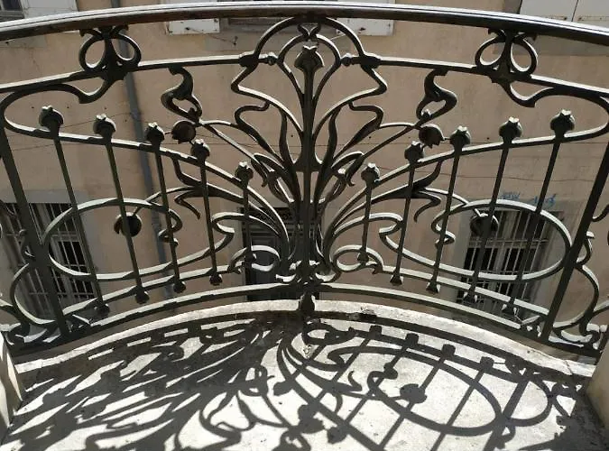 Bed & Breakfast La Maison De L' Ambassadeur 4*