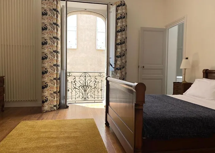 La Maison De L' Ambassadeur