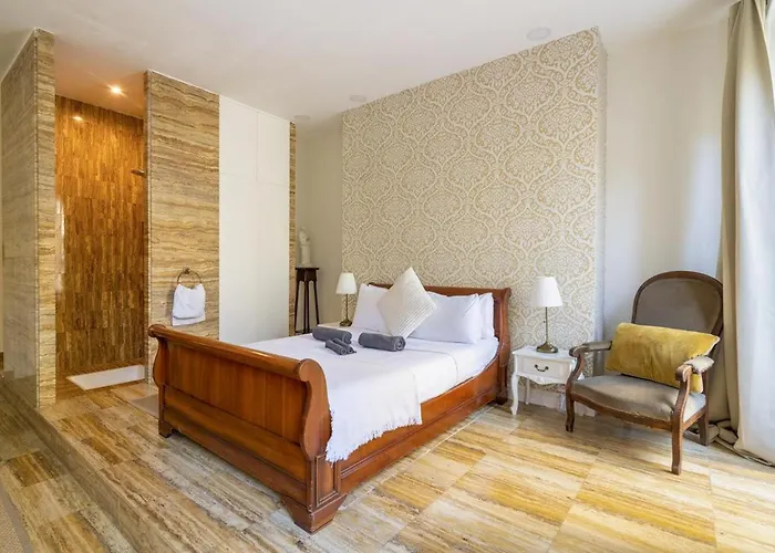 La Maison De L' Ambassadeur Bed and breakfast