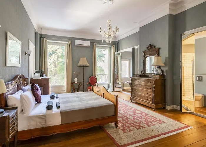 La Maison De L' Ambassadeur 4*