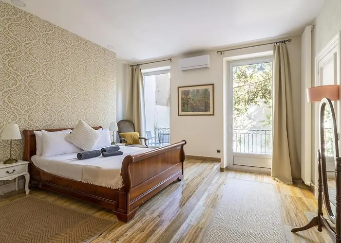 La Maison De L' Ambassadeur ベッド・アンド・ブレックファスト カルカソンヌ