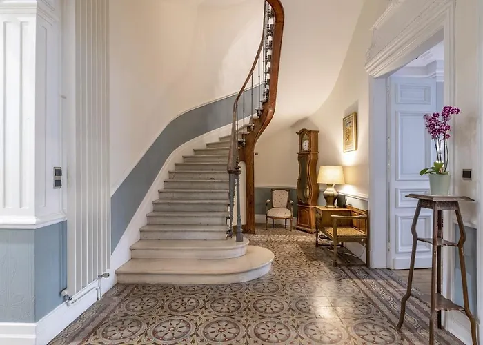 La Maison De L' Ambassadeur Bed & Breakfast 4*