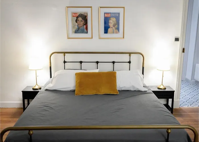 Bed and breakfast La Maison De L' Ambassadeur 4*