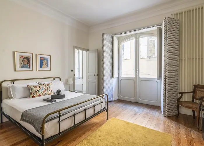 La Maison De L' Ambassadeur