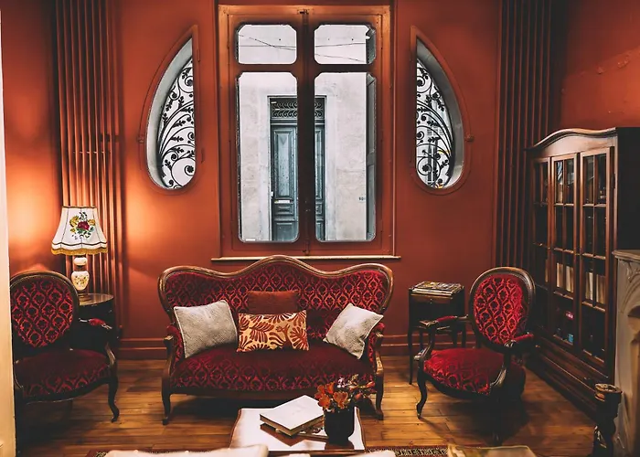 La Maison De L' Ambassadeur ベッド・アンド・ブレックファスト 4*