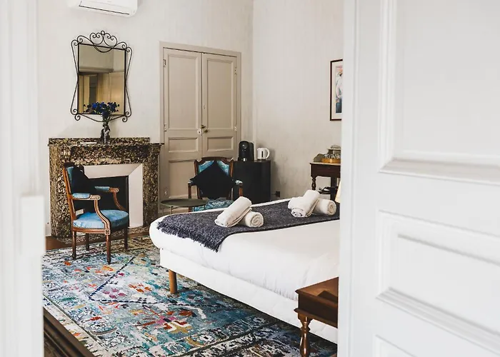 La Maison De L' Ambassadeur 4*