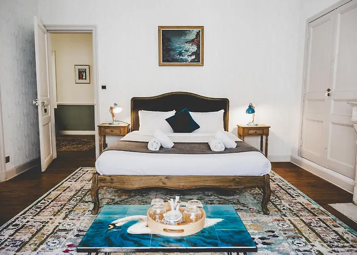 La Maison De L' Ambassadeur Bed & Breakfast 4*