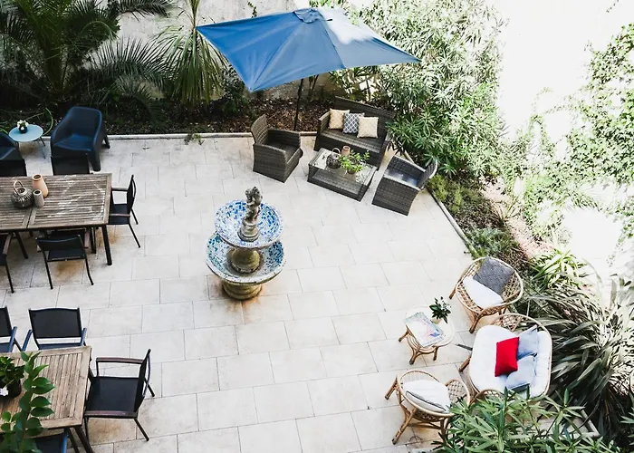 La Maison De L' Ambassadeur 4*