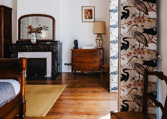 Bed & Breakfast La Maison De L' Ambassadeur 4*